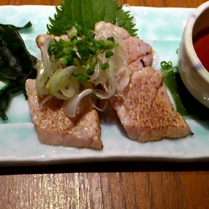 大トロ炙り(くいしん坊大将 日暮里店)