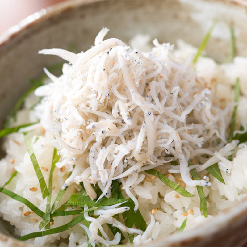 しらす飯（味噌汁付き）(串揚げ酒場 日暮里ただいま)