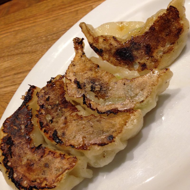 セットの餃子(游亀亭)