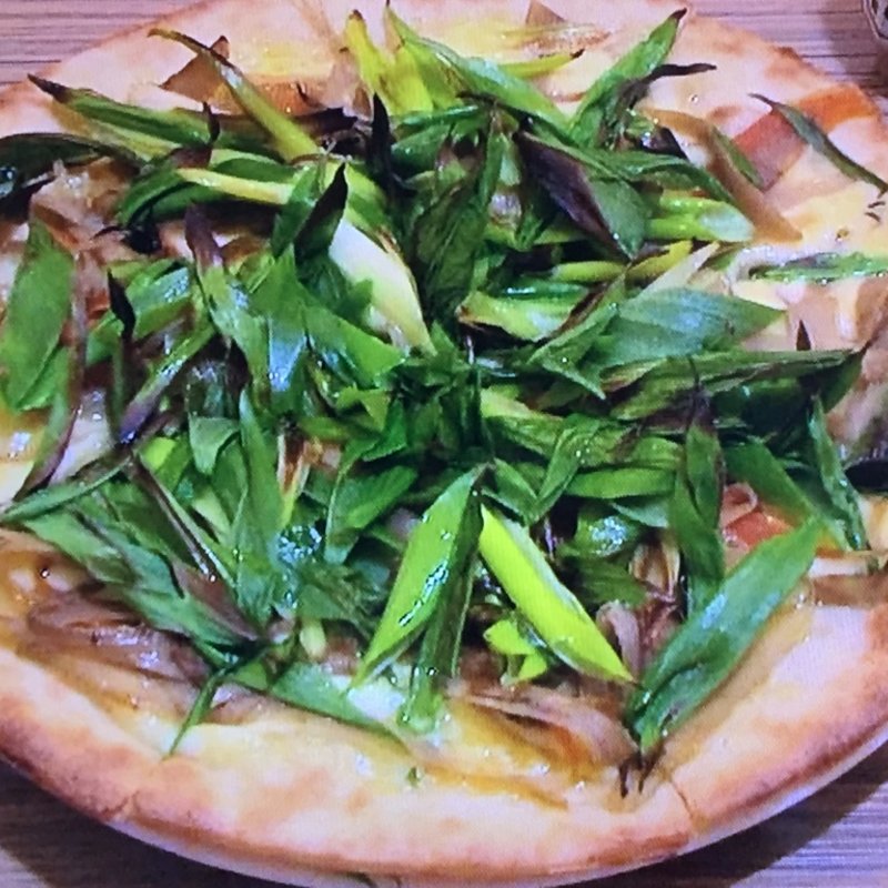 きんぴらごぼうと九条ねぎのピッツア(京家カフェhana （京家カフェhana（ハナ））)