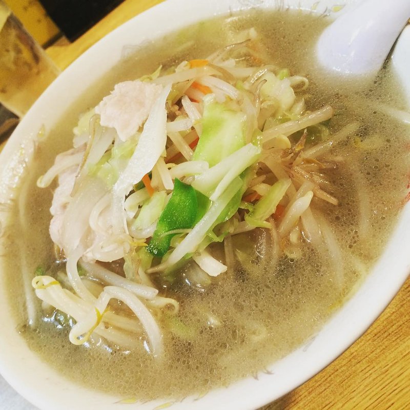 タンメン(中国屋台十八番分店なべ)