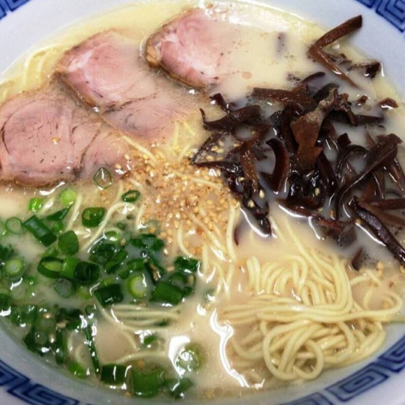 黒豚骨らーめん(ロキ亭 )