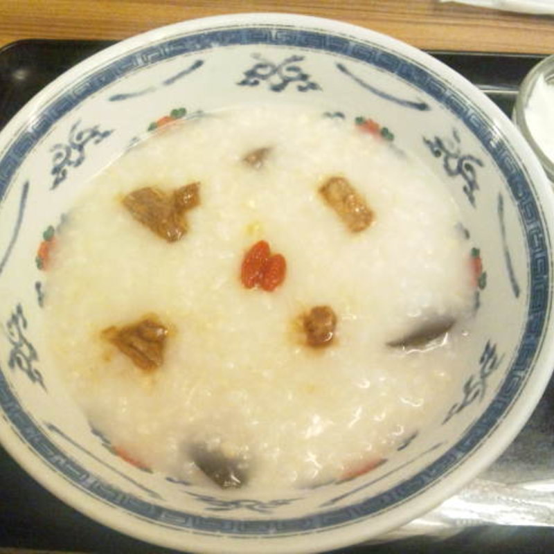 ピータンと豚肉のおかゆ(粥餐庁 新宿京王モール店)