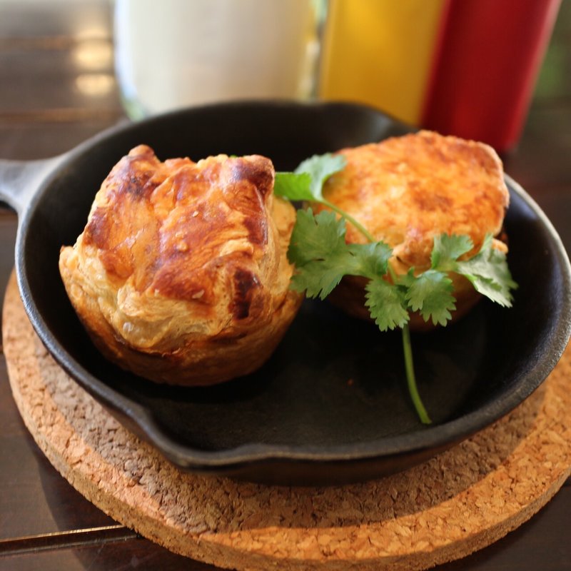 Australian Meat Pie(WAVES BURGER 名駅南店 （ウェーブスバーガー）)