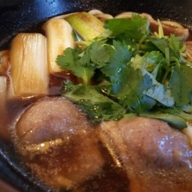 彩の国黒豚と深谷ネギの煮込みうどん(たけ山)