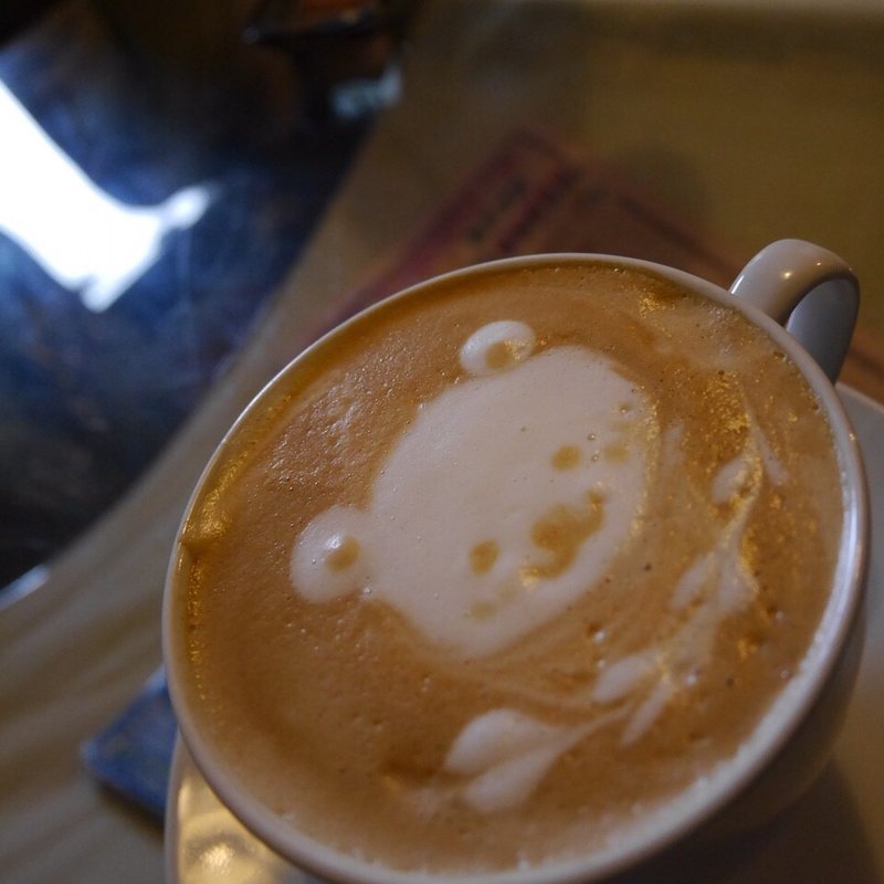 カフェラテ(コンニチハ)