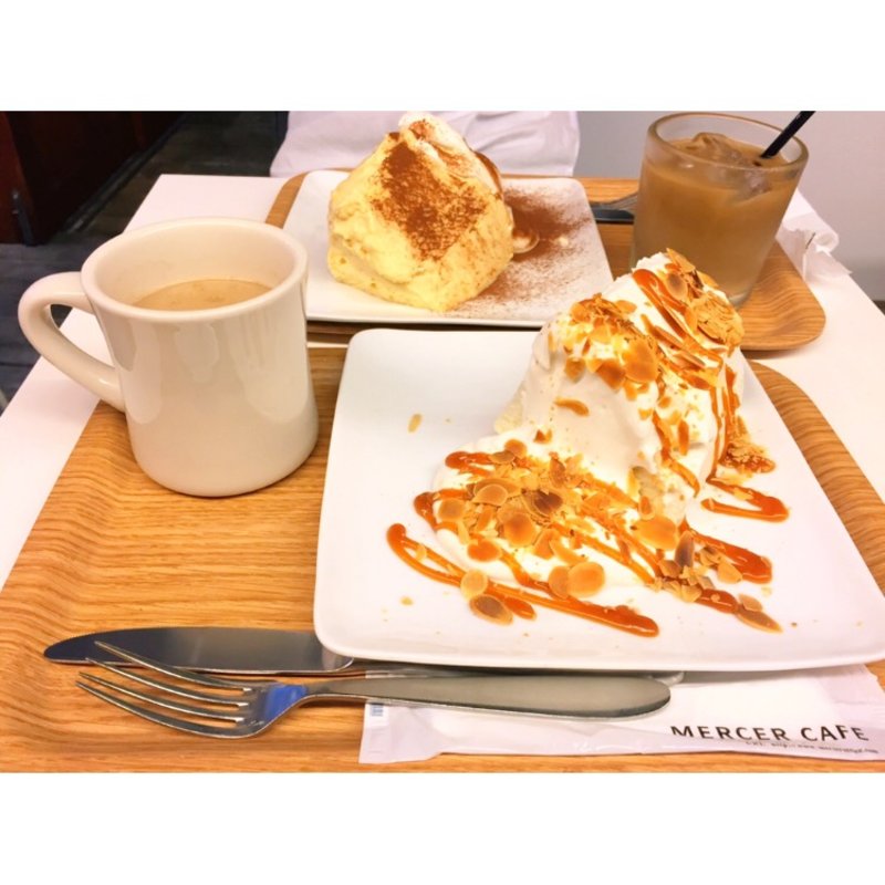 キャラメルシフォンケーキドリンクセット(マーサー ビス 恵比寿)