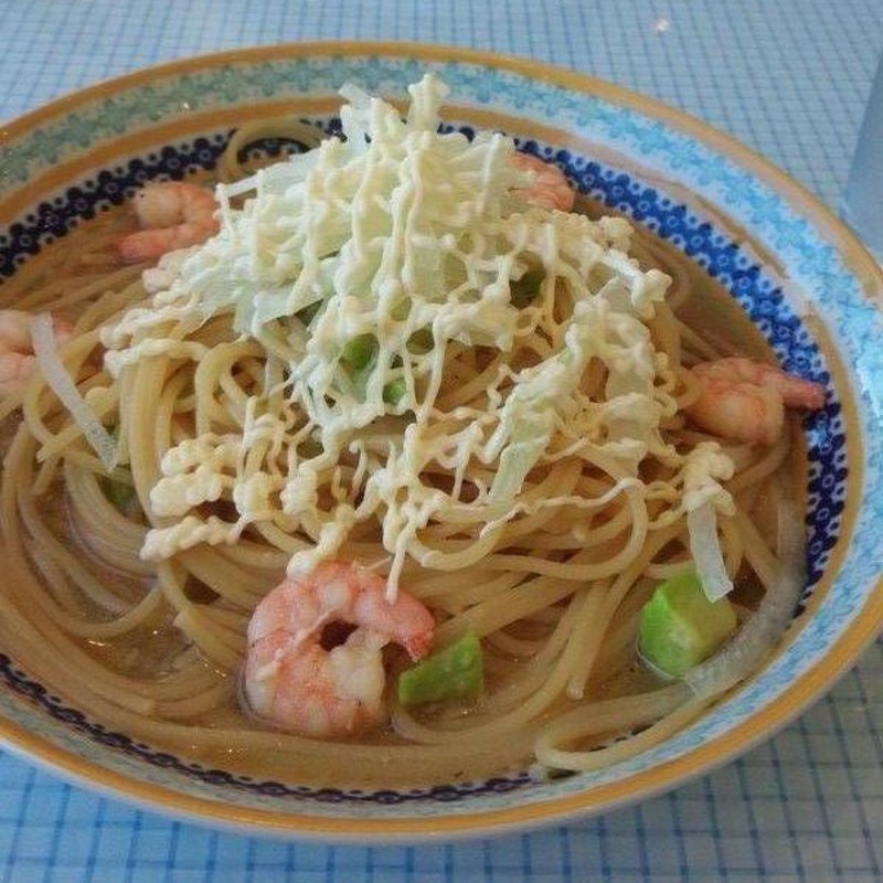 海老とアボカドのパスタ(チェックイン （CHECK IN）)