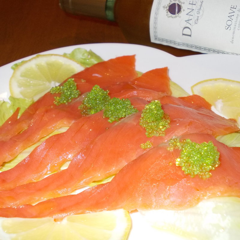 サーモンのカルパッチョ(ピッツェリア マルゲリータ )