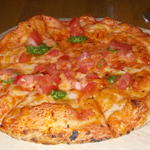 ベーコンとトマトのピザ(ピッツェリア マルゲリータ )