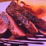 シャラン産鴨胸肉のロースト　バニュルのソース