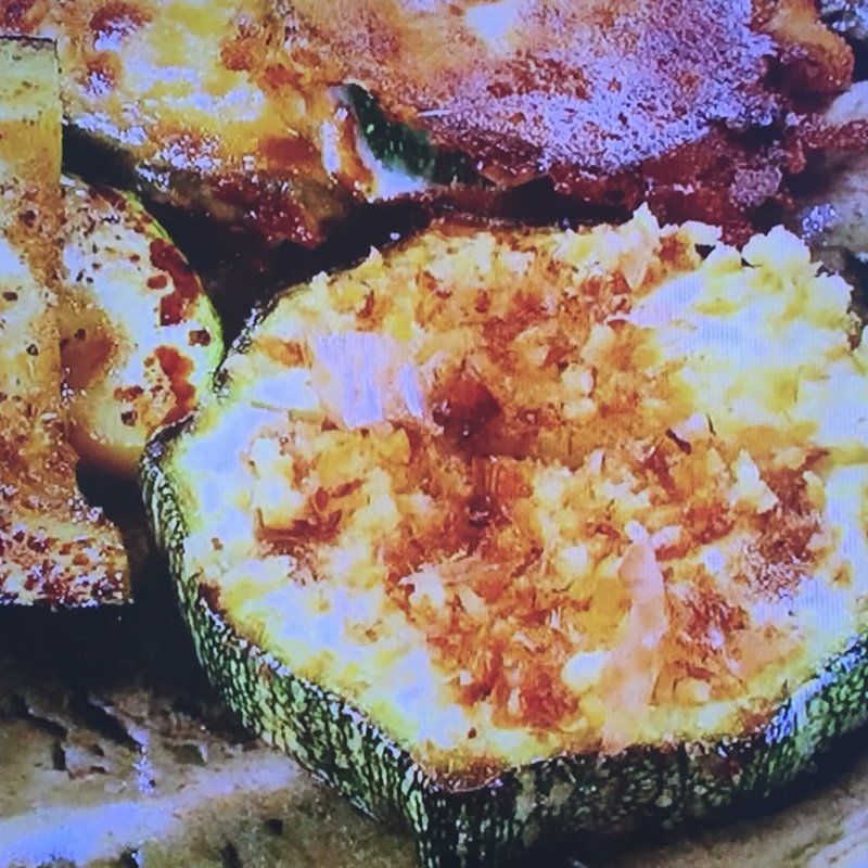 ズッキーニ(葉なと)