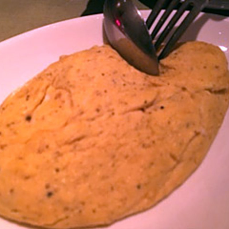 トリュフたっぷりオムレツ(ビストロ　ナチュール （ビストロ　エ　ヴァン　ナチュール）)