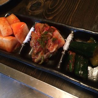 キムチ盛り合わせ(炭火焼肉 玄 （炭火焼肉 げん）)