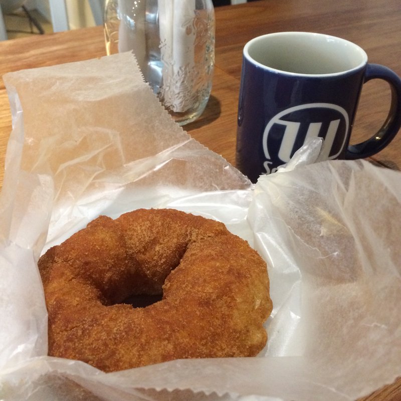 シナモンドーナツ(ダブルサンドウィッチ 葉山店)