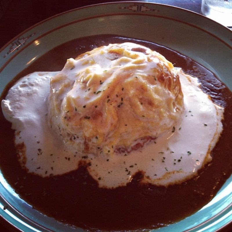 オムライスカレー(ワラワカフェ WARAWA CAFE)