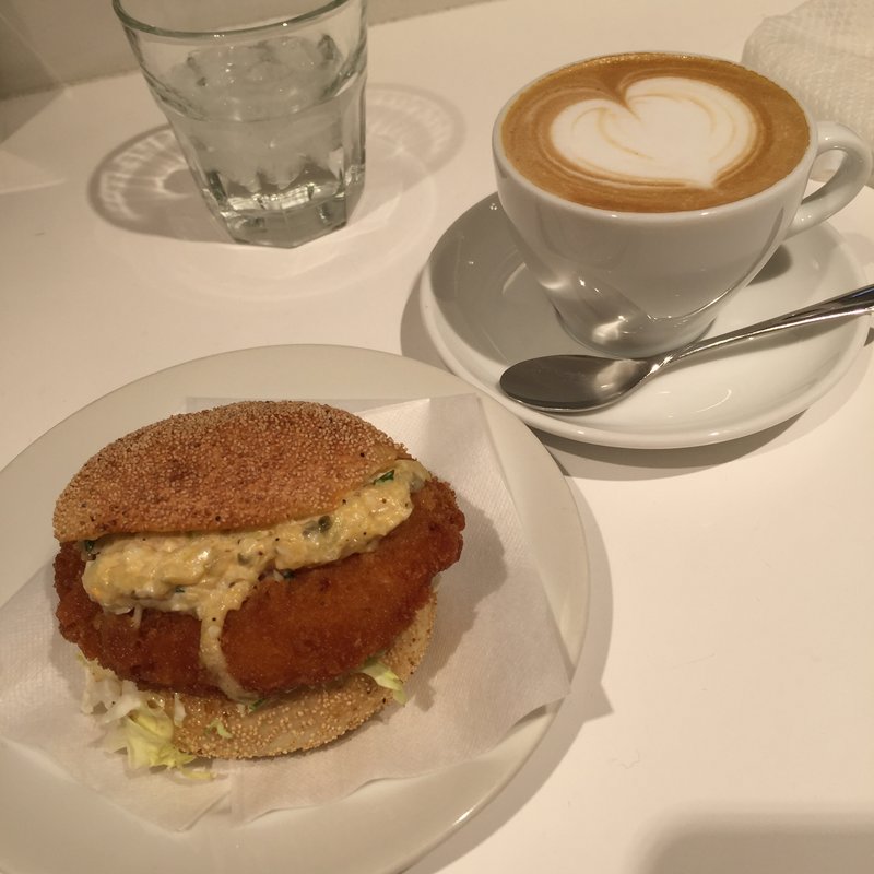 チキン南蛮バーガー(HAMADA-YA BREAD BAR & COFFEE)