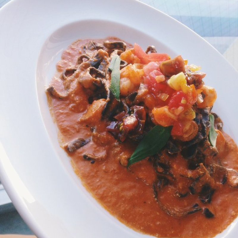 トマトのカレー(tokyo vampire)