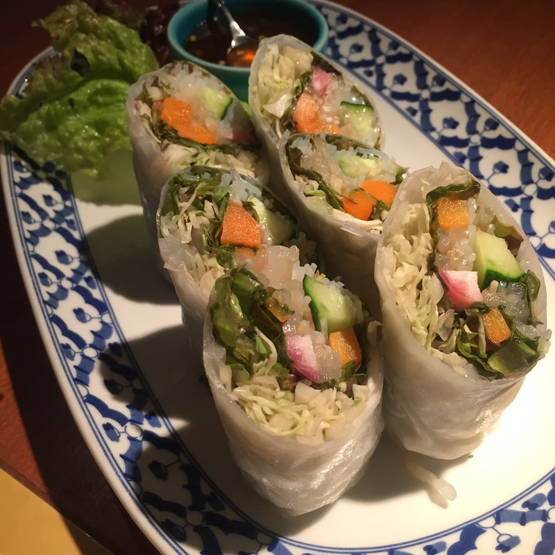 ポヒアソット(生春巻き)(サワディーレモングラスグリル)