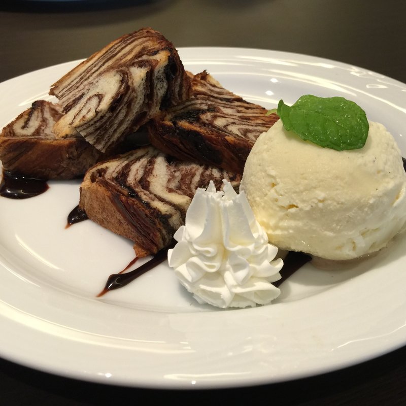 京都祇園BOLONIYAのチョコデニッシュプレート(カフェ ラベンダー （Cafe Lavender）)