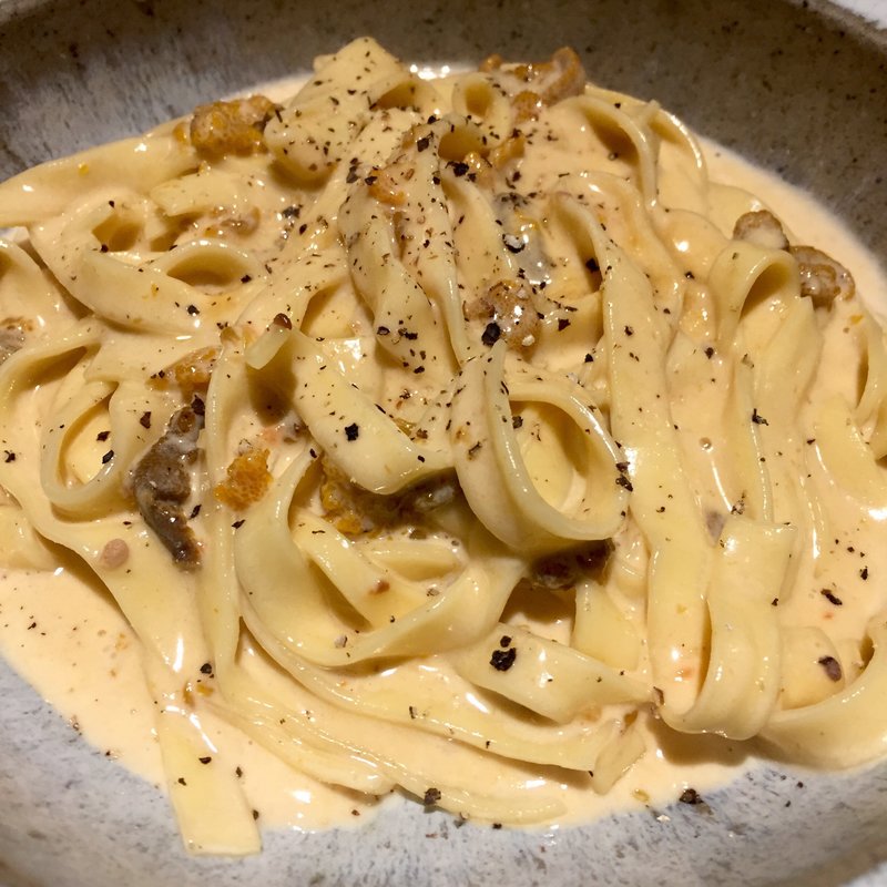 生ウニのクリームソース タリアテッレ(トラットリア ブラックバード )