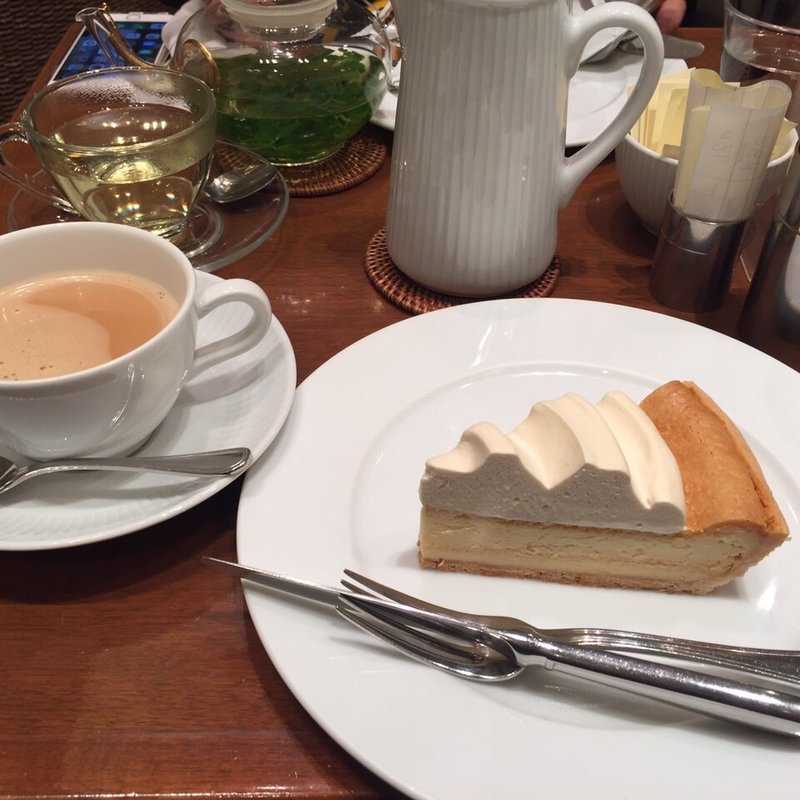 ロイヤルミルクティー(TO THE HERBS 田町店)