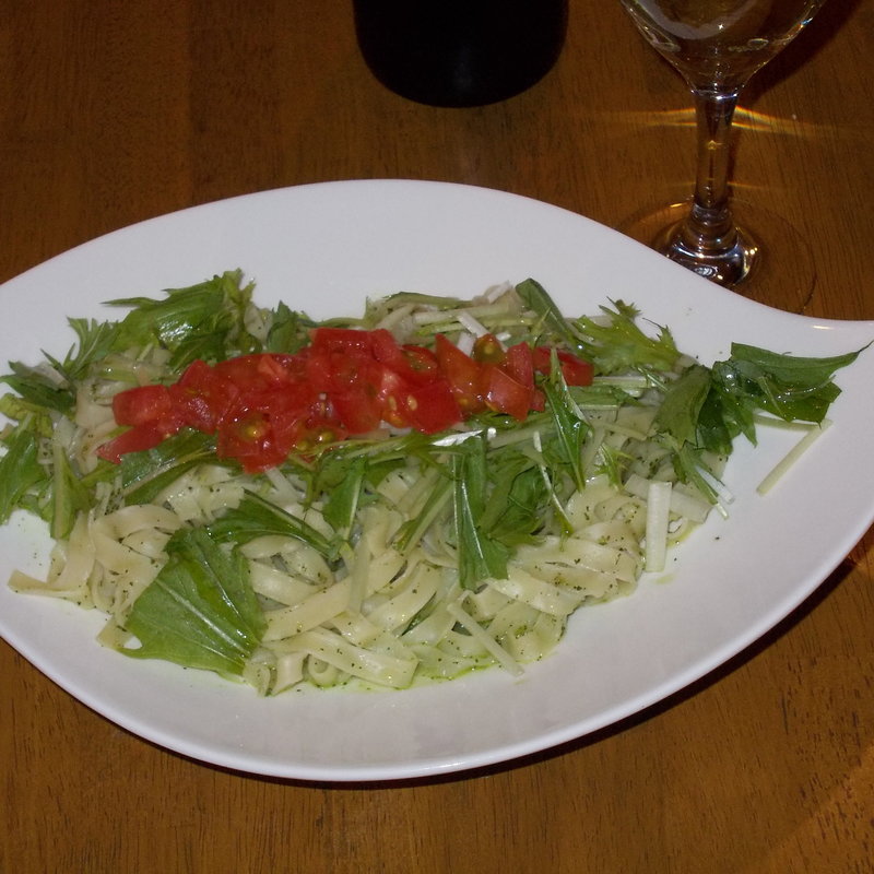 バジルとトマトのパスタ(ピッツェリア マルゲリータ )