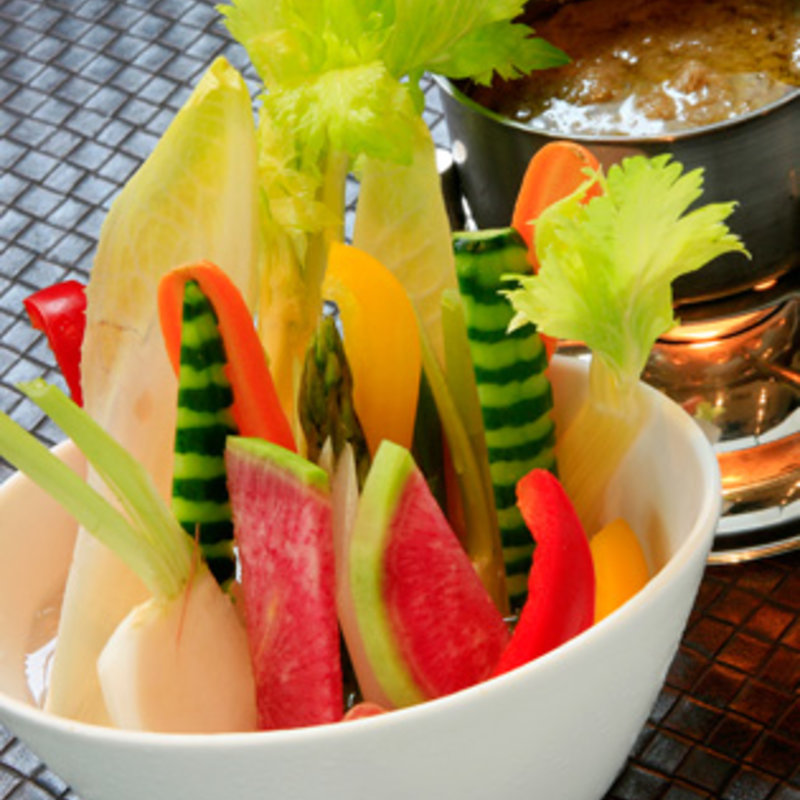 季節野菜のバーニャカウダ(P.C.M. パブ・カーディナル・マルノウチ)