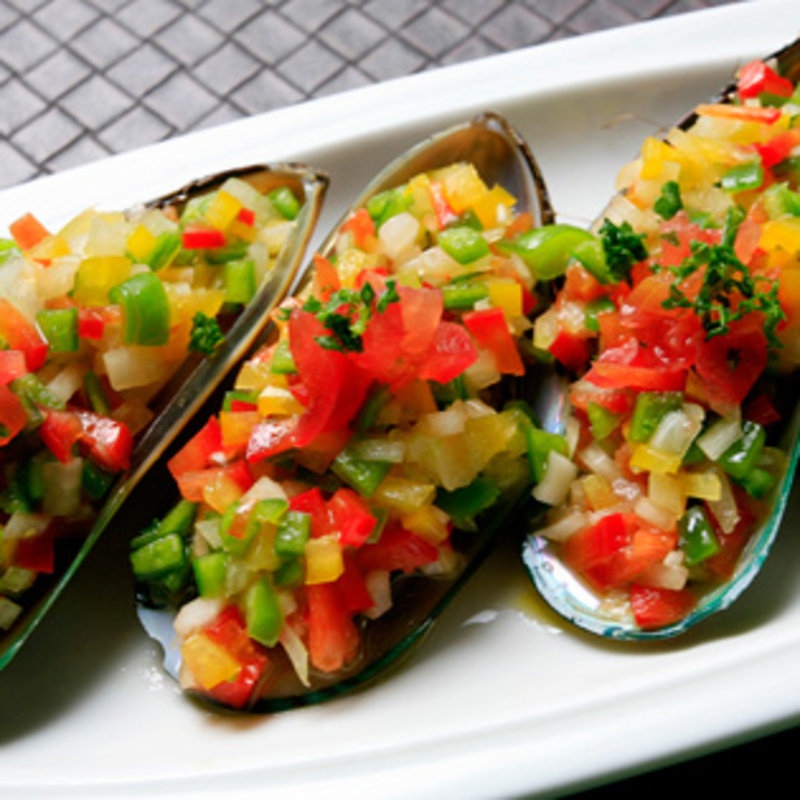 生カキの野菜仕立て(P.C.M. パブ・カーディナル・マルノウチ)