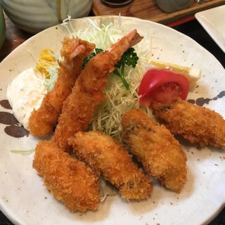 カキ・エビフライ定食(串よし )
