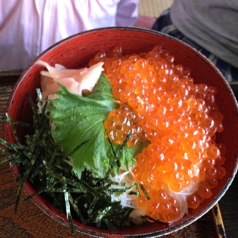 いくら丼(あかま味どころ)