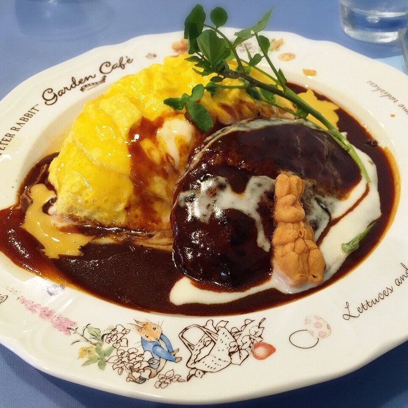 ハンバーグオムライス(ピーターラビットガーデンカフェ 自由が丘)