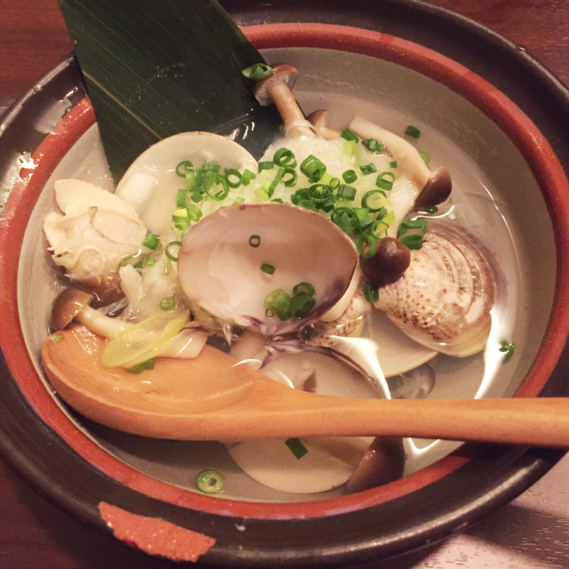 ハマグリの酒蒸し(個室ほろり あいう魚、牡蠣くけこ。 蒲田店 )
