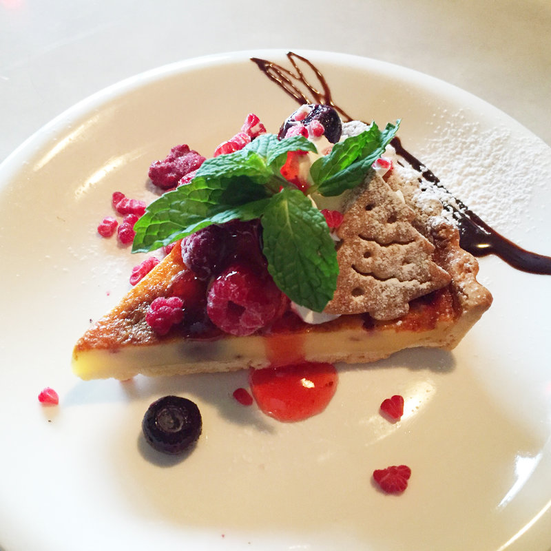 ベリーの焼きタルト(アーク プライベートラウンジ カフェダイニング （ark-PRIVATE LOUNGE/CAFE&DINING）)