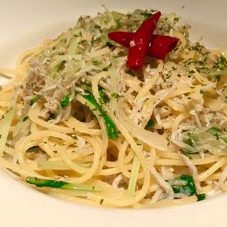 和歌山県シラスと水菜のペペロンチーノ(イタリアン&BARアトリエ)