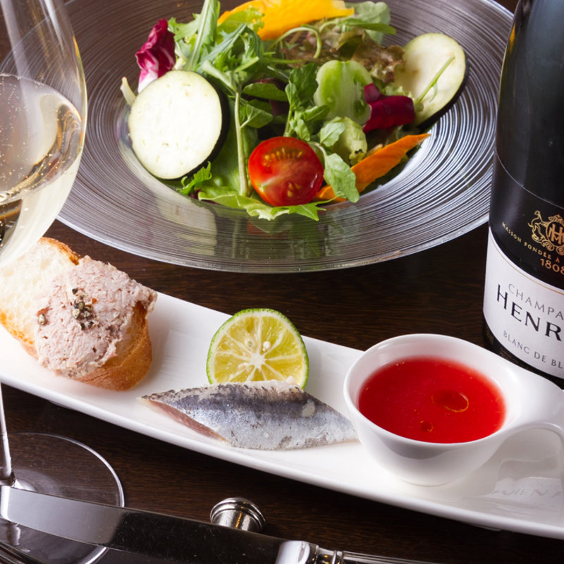 前菜の3種盛り(ワインバー＆レストラン ブテイユ)