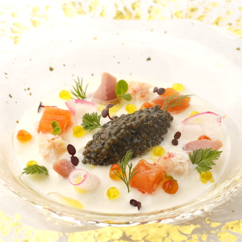 鮮魚のムース仕立て　キャビア添え(L’enfant coeur et coeur ランファン クーエクー)