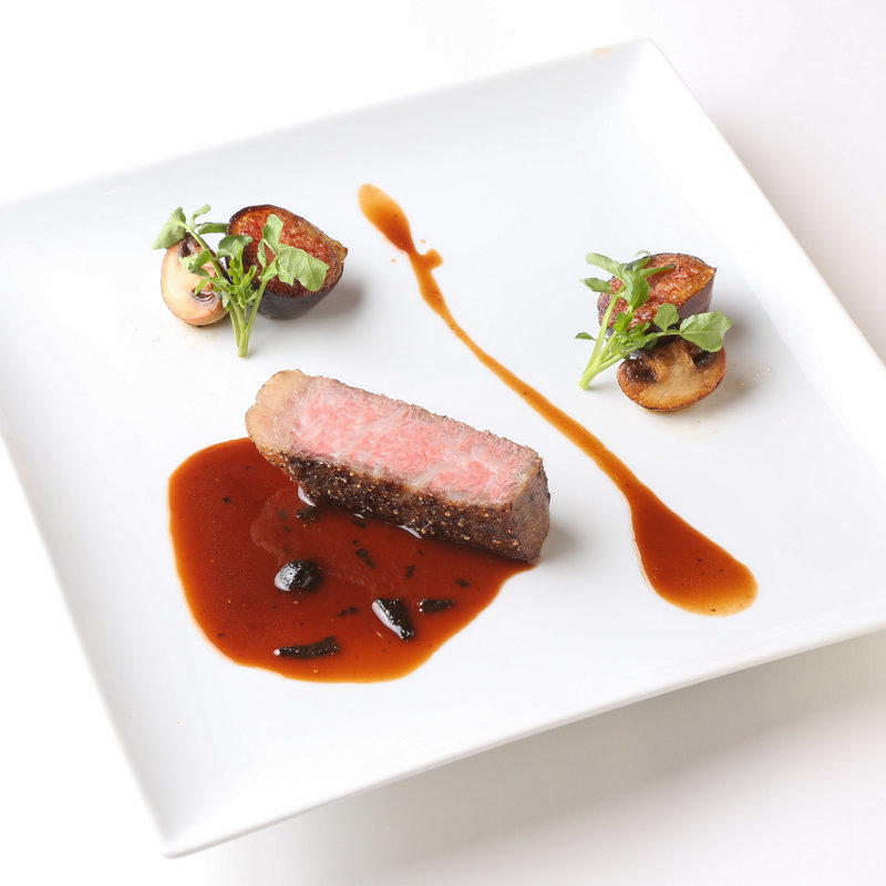 オーストラリア産仔羊のロースト(La cave ５５ （ラカーヴカントサンク）)