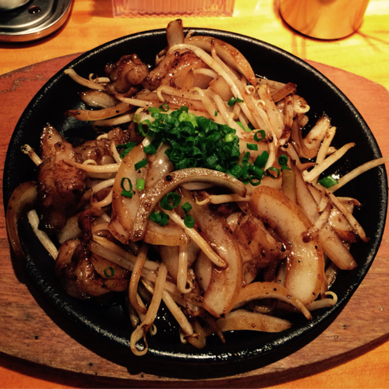 ホルモン焼き(串猿 Z(千駄木))