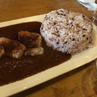 とろとろ煮豚カレー(+ebi-ro （エビイロ）)