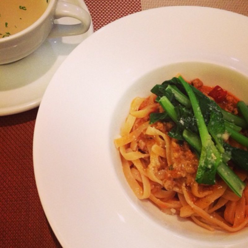 粗挽き豚肉のサルシッチャ アラビアータソース(ナチュラル ダイエット レストラン NODO)