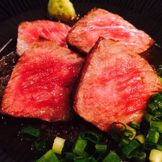 黒毛和牛モモ肉のステーキ(和食バル ジャポン)