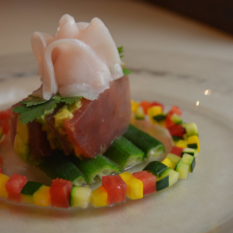 マグロとアボガド、オクラのタルタル(Bistro Le Vin)