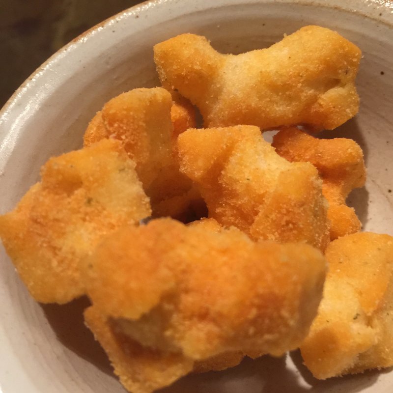 カマンベールチーズあられ(ぶぁん)