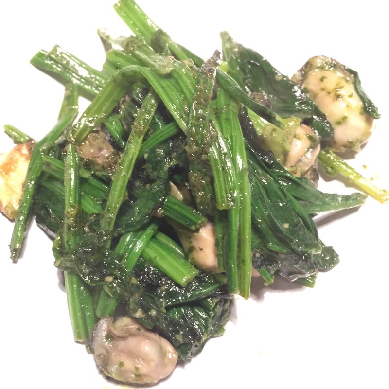 いろは島生カキとほうれん草のパセリバターソテー(ぶぁん)