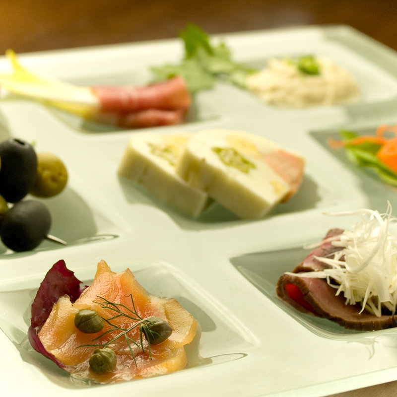 前菜の盛り合わせ(オリエンタルダイニング ローブ 渋谷店)
