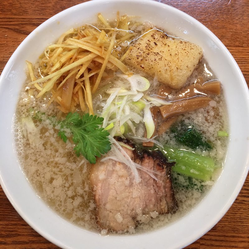 塩背油生姜ラーメン(麺処ぼたん 宇都宮本店)