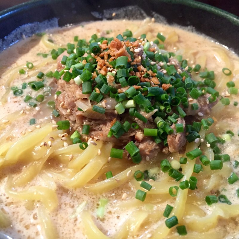 豆乳味噌らうめん 麺大盛り(ノイステヌーデンナンバーハチ)
