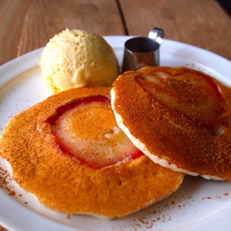 林檎のパンケーキ(ももちどり)