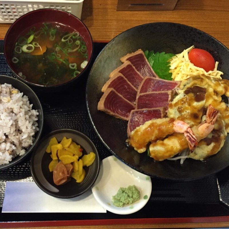 マグロ揚げ漬け定食(天ぷら付き)(ぼちぼち)